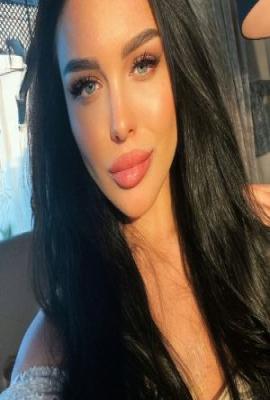 Mika Cannes  Escort Cannes