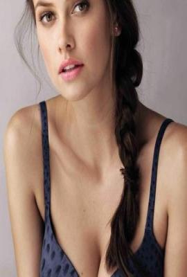 Neleta  Escort Paris