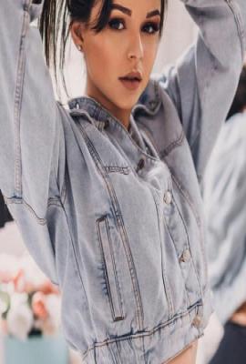 Sistine  Escort Paris