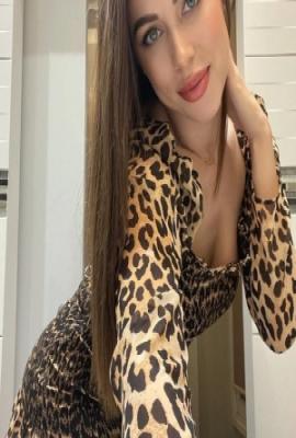 Lina  Escort Paris