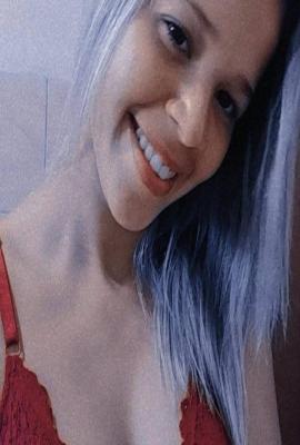 Parlamamain  Escort Paris